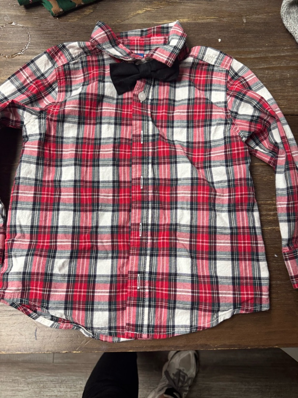 Old Navy Red White and Black Plaid Button-Down Shirt with Bow Tie